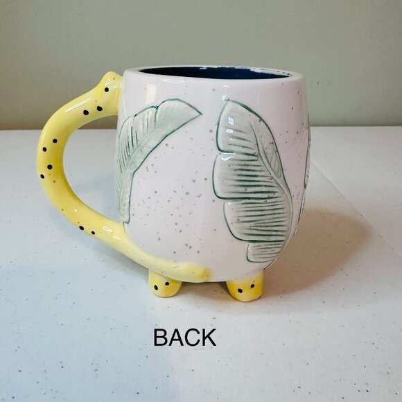 Charming Leopard Ceramic Mug With Leaf Theme - Picture 3 of 10